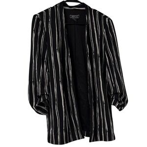 New York Clothing Co. women's Monochrome Striped Blazer Jacket Size Large
